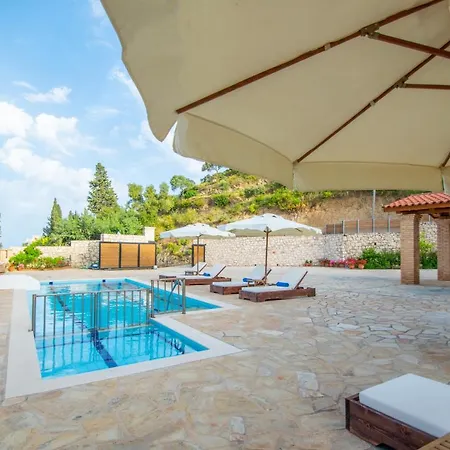 Vrysoula Villa *